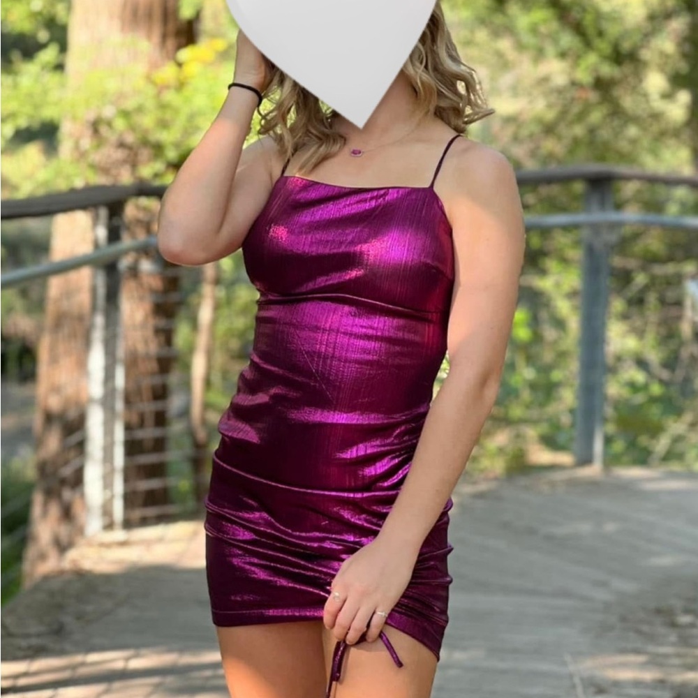 Metallic magenta hoco dress